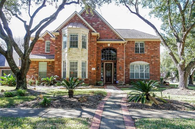 Fosters Green Dr Sugar Land Tx Mls Redfin