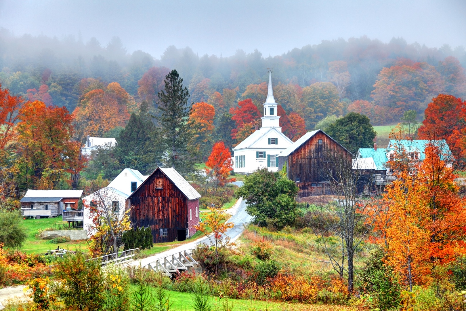houses in rural vermont in autumn