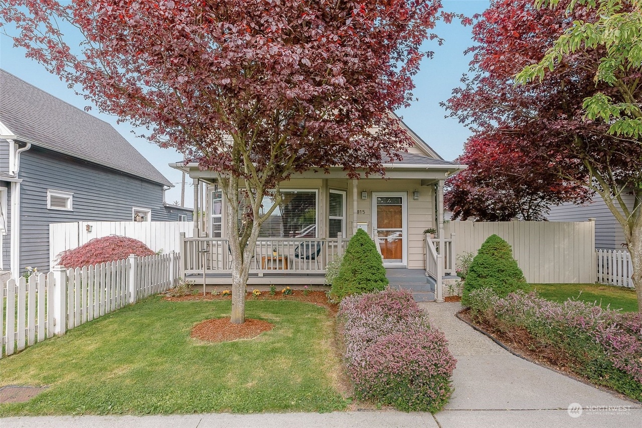 1815 Colby Ave, Everett, WA 98201 | MLS# 2066022 | Redfin