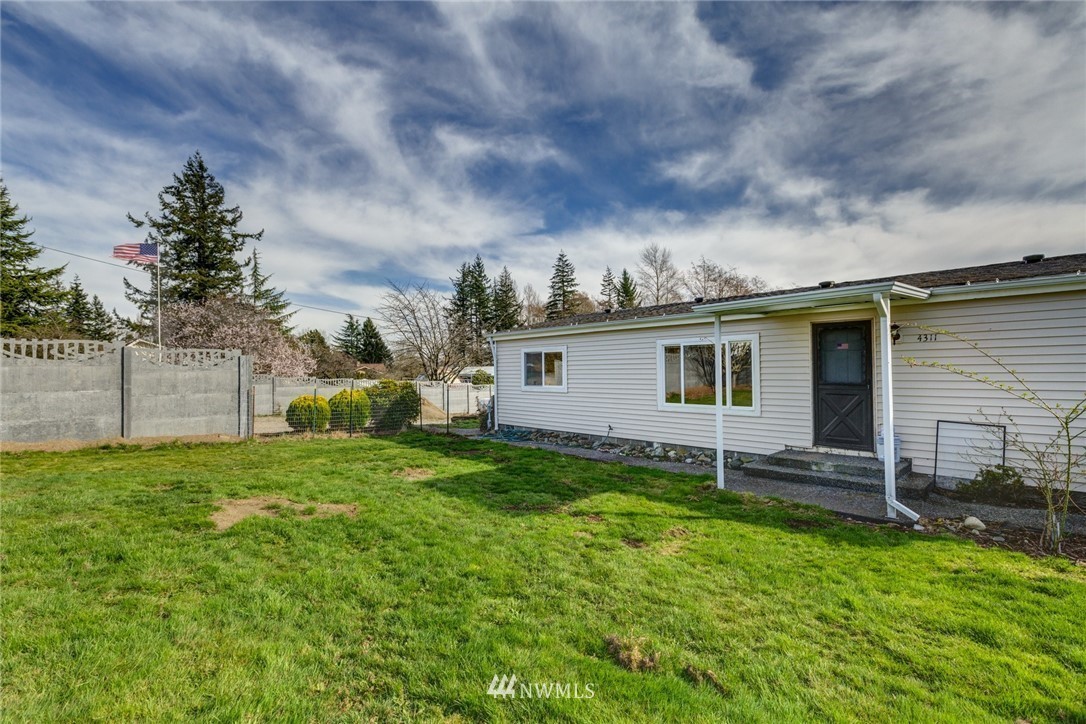 1685 H St Blaine Wa 98230 Usa 4311 H Street Rd, Blaine, WA 98230 | MLS# 1431028 | Redfin