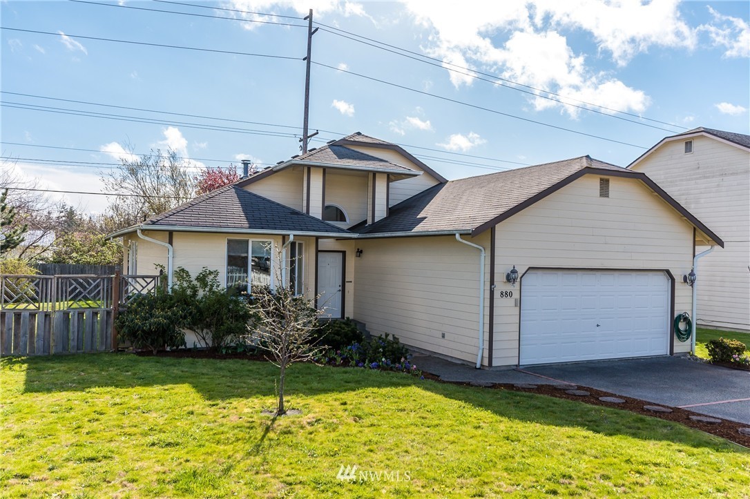 880 SW Orcas St, Oak Harbor, WA 98277 | MLS# 1104033 | Redfin