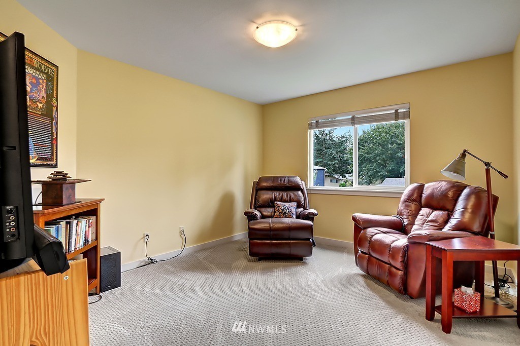 6924 123rd Ave NE, Kirkland, WA 98033 | MLS# 1025054 | Redfin