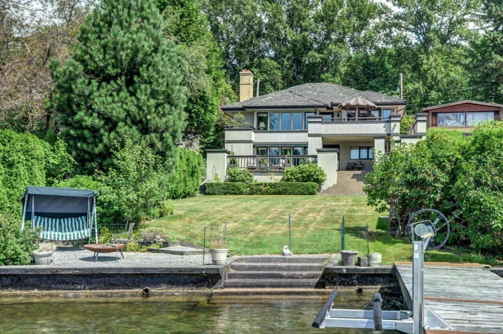 5805 Pleasure Point Lane SE, Bellevue, WA 98006 | MLS ...