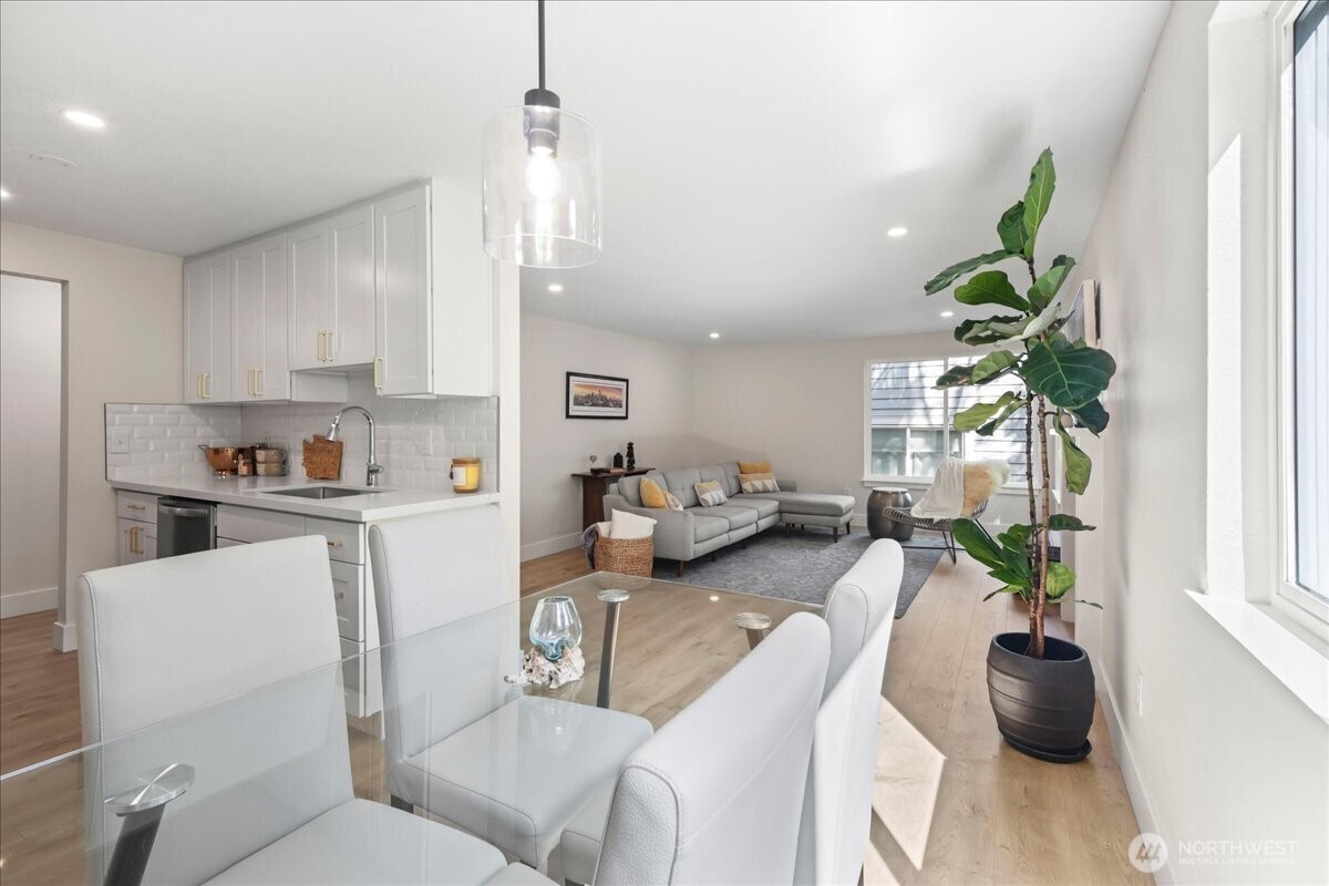 707 N 130th Unit B102, Seattle, WA 98133 | Redfin