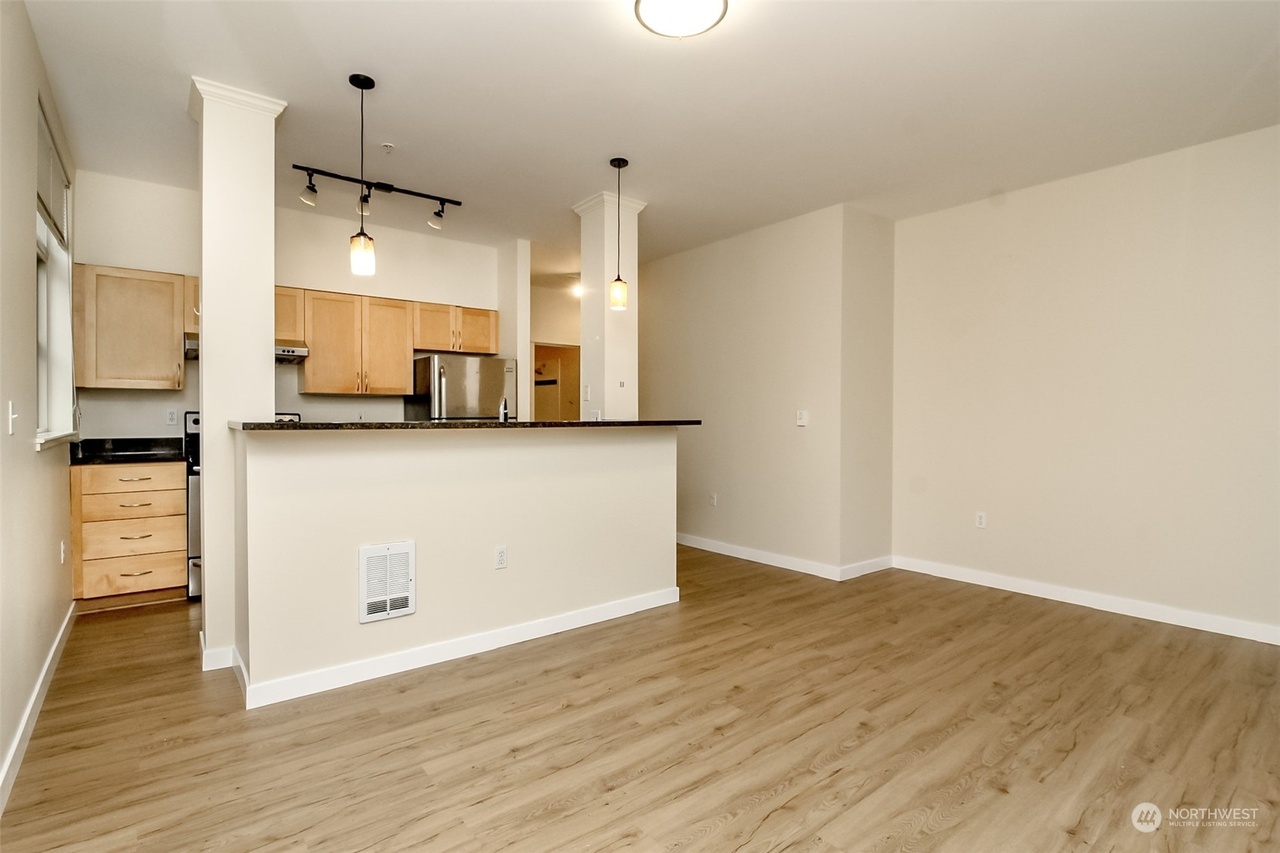 118 107th Ave Ne
