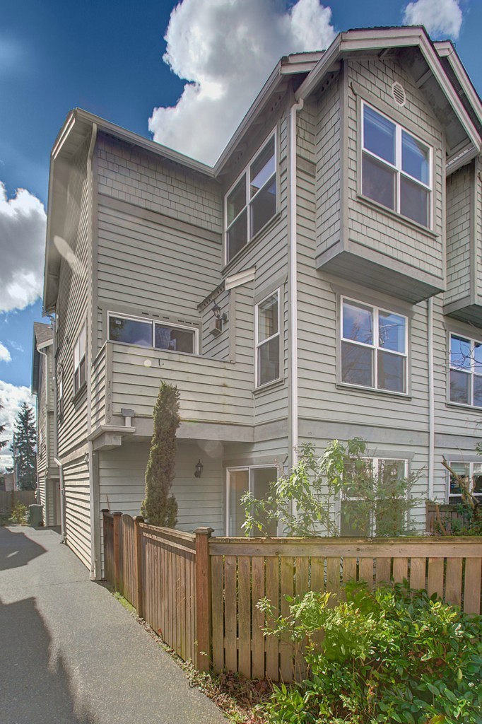 1413 NW 60th St Unit B, Seattle, WA 98107 | MLS# 462171 | Redfin