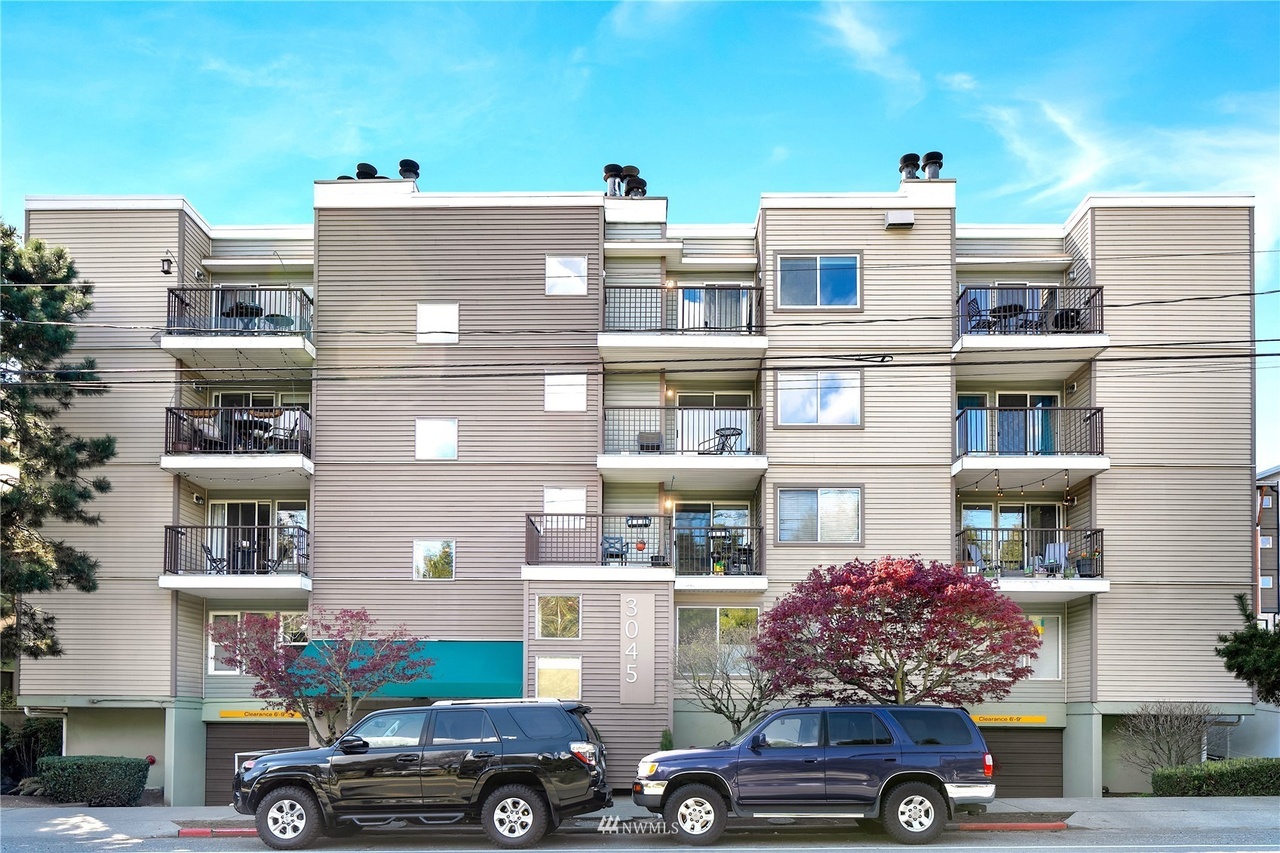 3045 20th Ave W