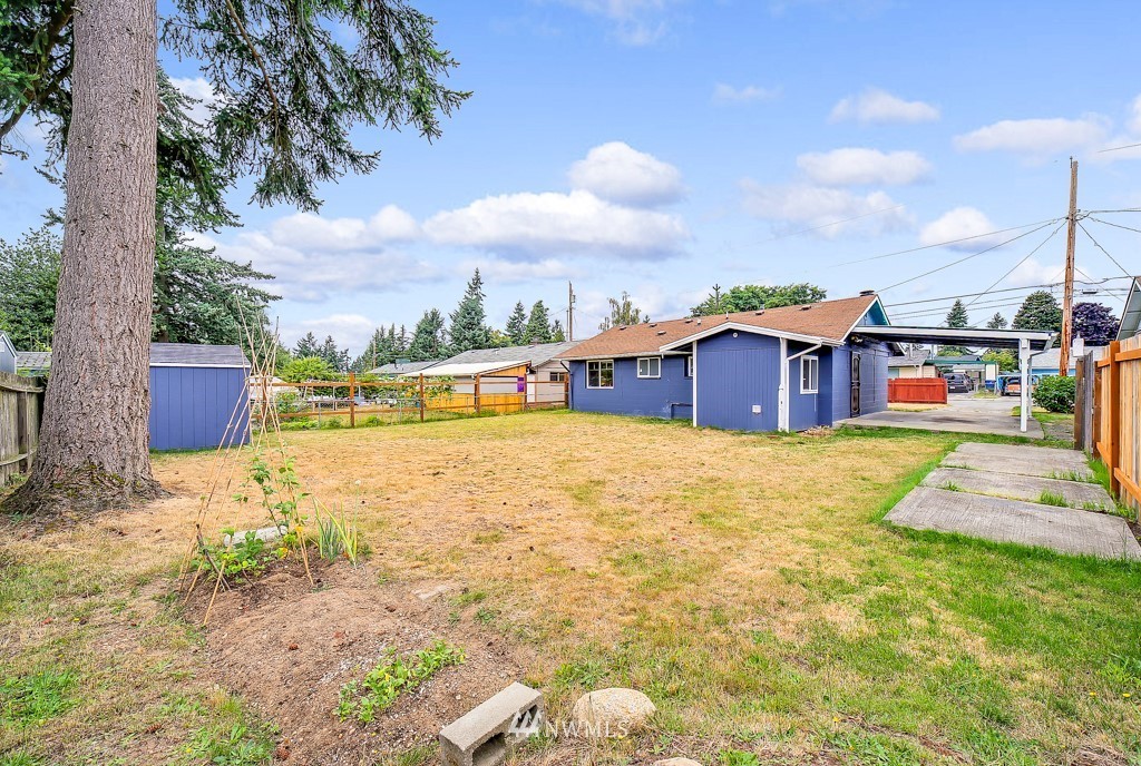 3525 NE 10th St, Renton, WA 98056 | MLS# 1495192 | Redfin