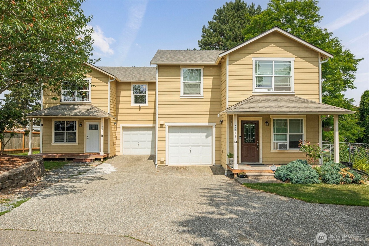 Figarro ft.Peven Everett Caramel 〜12ハウス 9323 4th Ave W, Everett, WA 98204 | MLS# 2397258 | Redfin