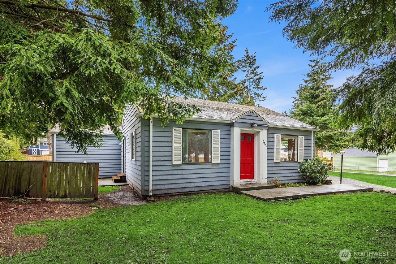 6207 188th St SW, Lynnwood, WA 98037 | Redfin