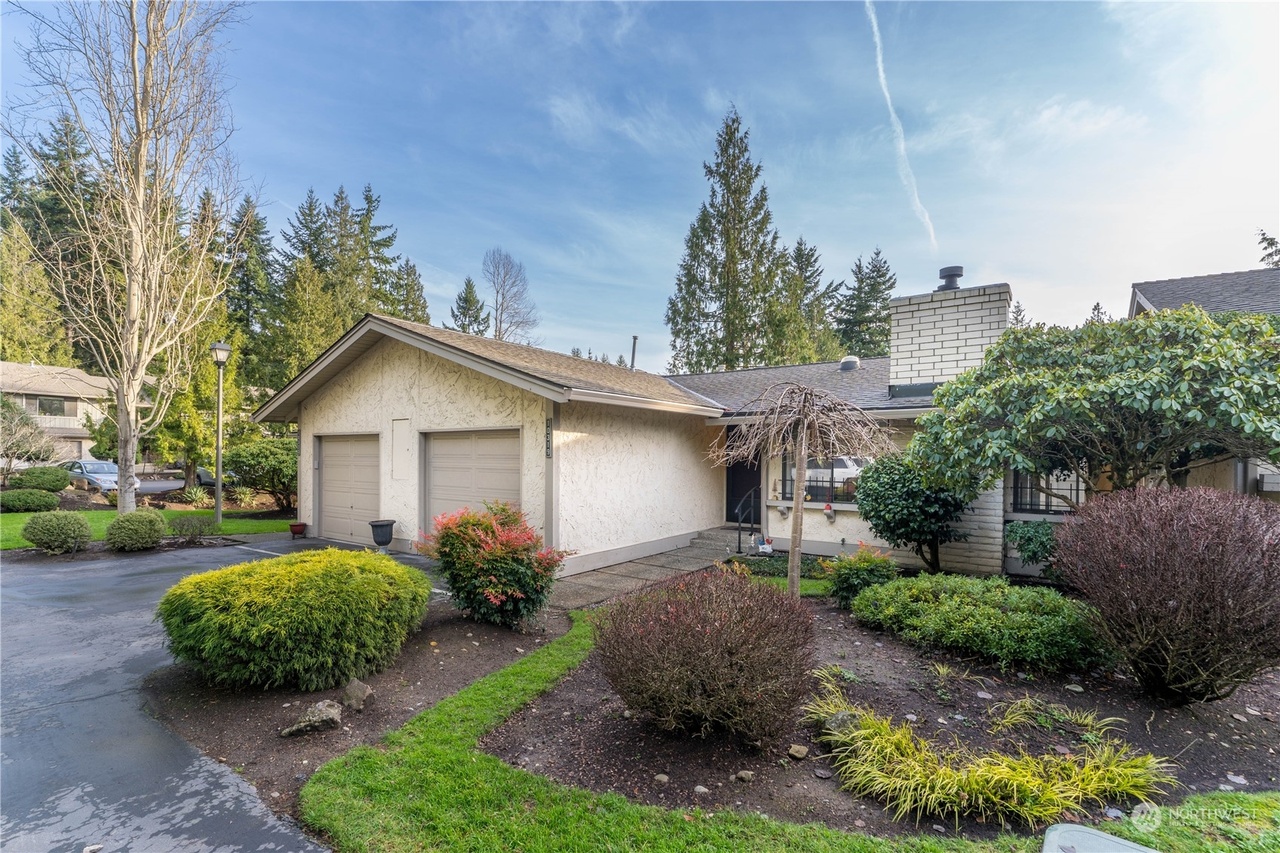 10319 NE 116th St Unit A2, Kirkland, WA 98033 | MLS# 2184270 | Redfin