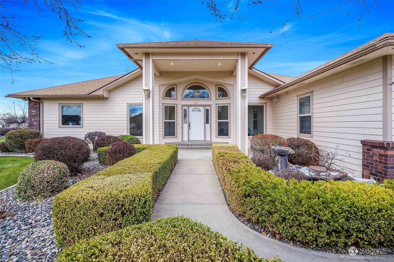 5869 Ridgeview Dr NE, Moses Lake, WA 98837 MLS 2055278 Redfin