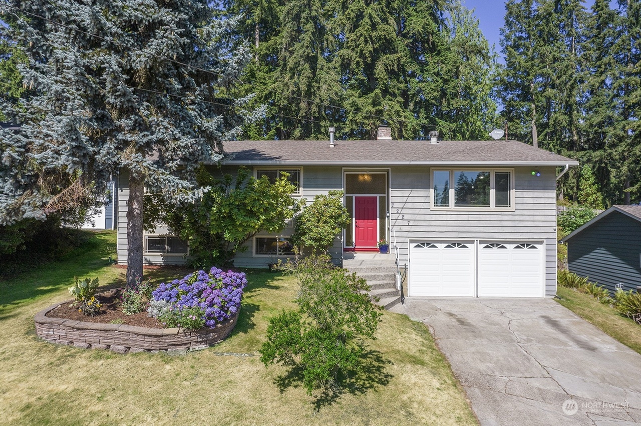 m.y.t★ 7227 137th Ave NE, Redmond, WA 98052 | Redfin