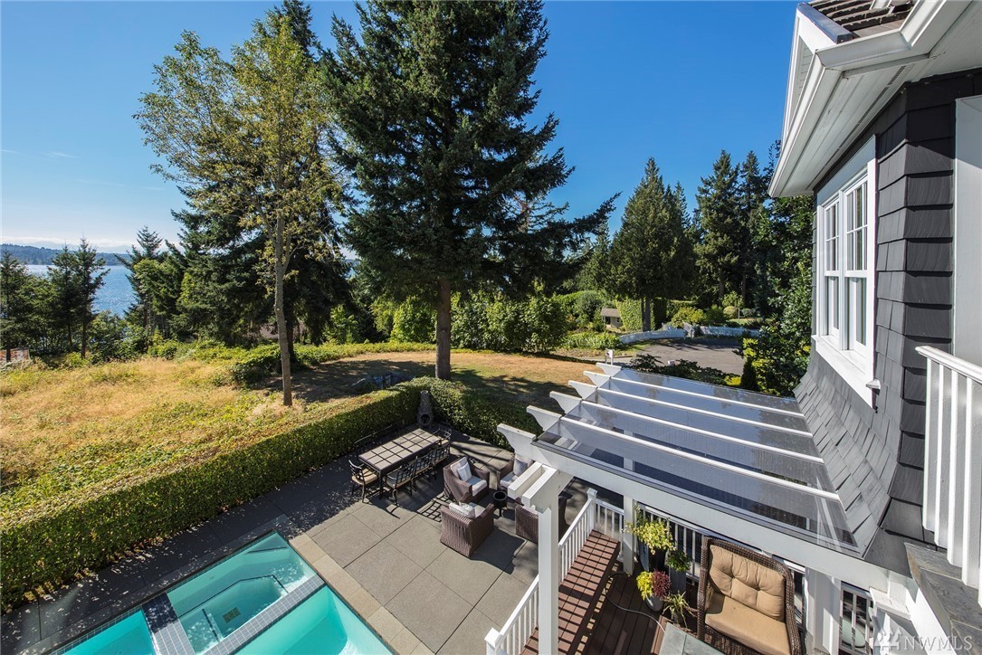 2665 Evergreen Point Rd NE, Medina, WA 98039 | MLS# 1171304 | Redfin