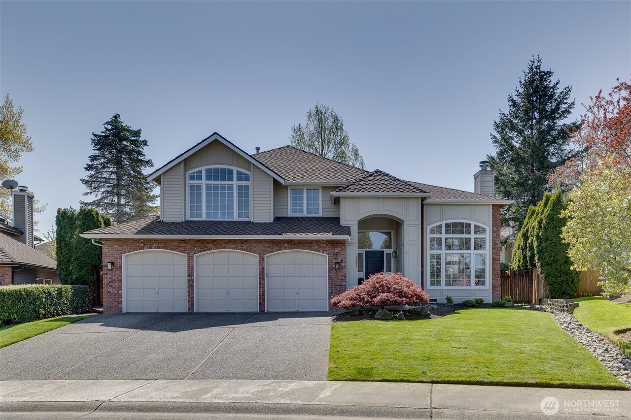 1751 233rd Pl NE, Sammamish, WA 98074 | Redfin