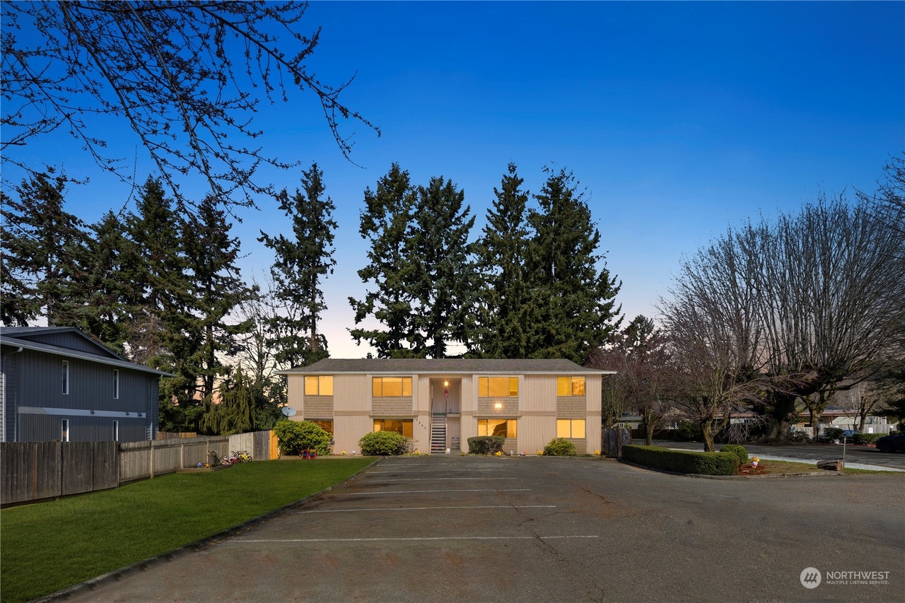 8440 S 266th St, Kent, WA 98030 | Redfin