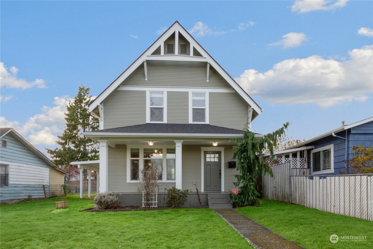 2422 Maple St Everett WA 98201 MLS 2181499 Redfin   2181499 0 