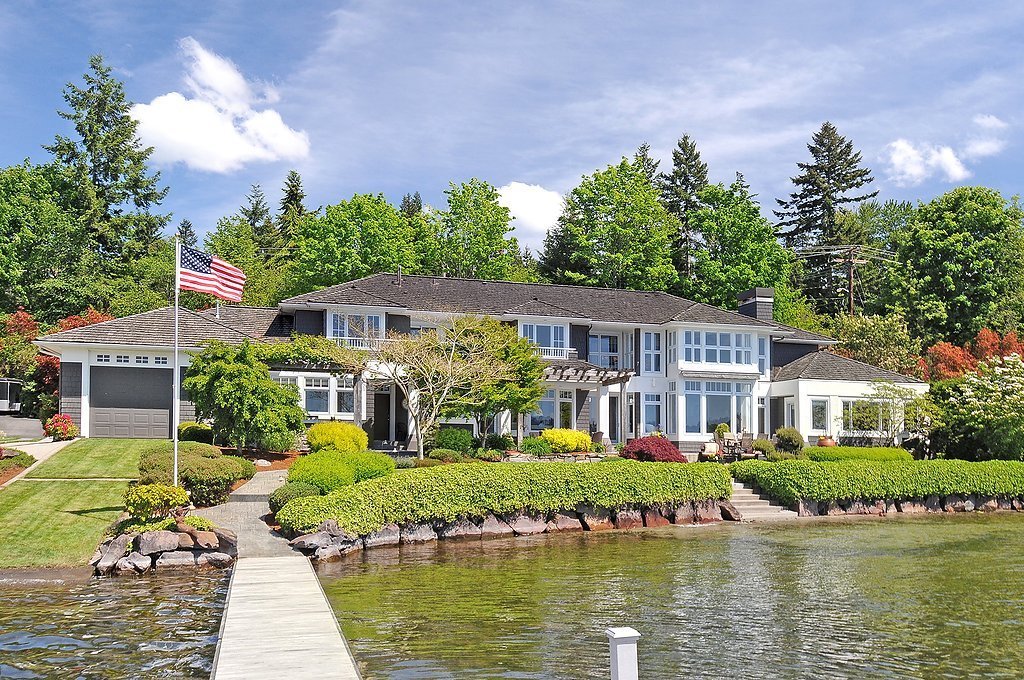 425 East Lake Sammamish Shore Lane NE, Sammamish, WA 98074 MLS