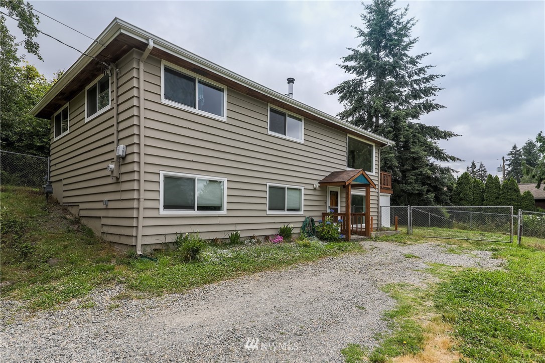 2137 SW 114th St, Burien, WA 98146 | MLS# 1629657 | Redfin