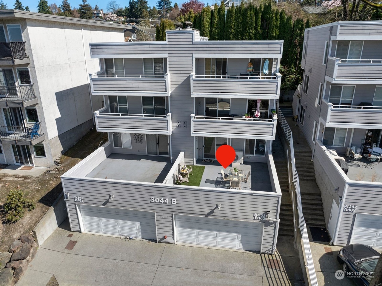 3044 14th Ave W Unit B103, Seattle, WA 98119 | MLS# 2213680 | Redfin