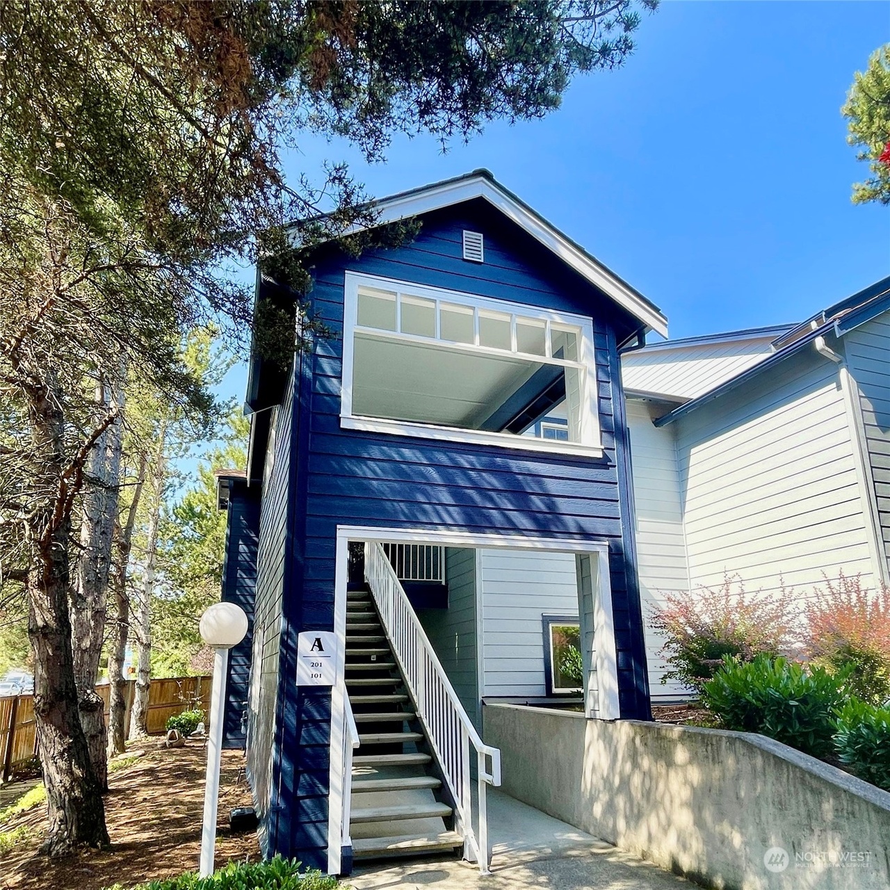 sea ① 10825 SE 200th St Unit A101, Kent, WA 98031 | Redfin