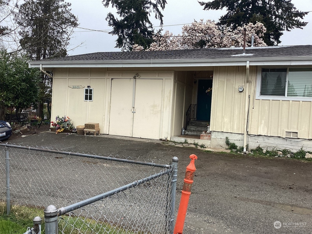 21606 24th Ave S, Des Moines, WA 98198 MLS 2049715 Redfin