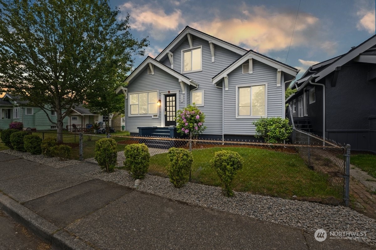 1737 4th St, Bremerton, WA 98337 MLS 2071719 Redfin