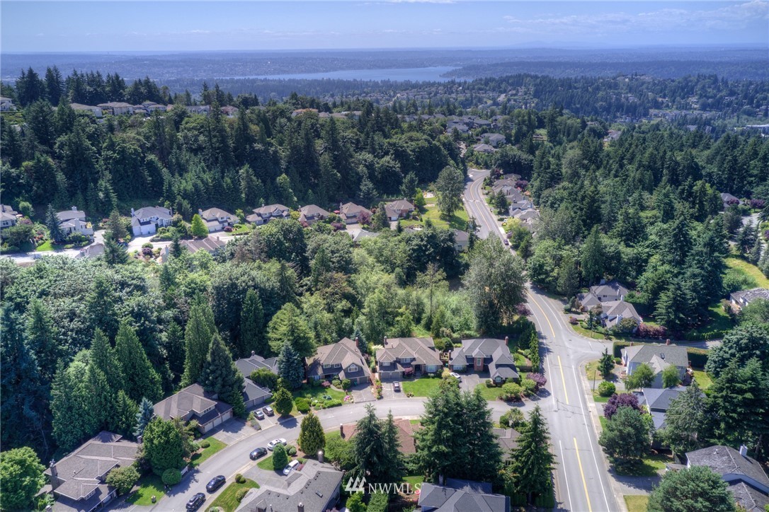 7954 145th Ave SE, Newcastle, WA 98059 | MLS# 1623734 | Redfin