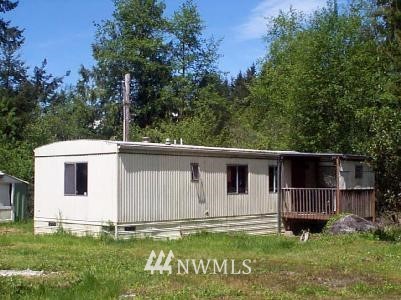 1060 W Lakeshore Dr E, Shelton, WA 98584