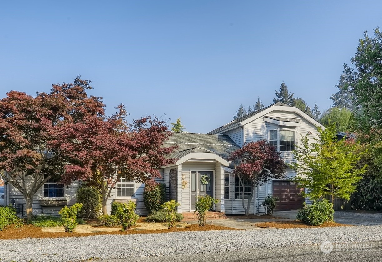 1818 NE 172nd St, Shoreline, WA 98155 | MLS# 2034772 | Redfin