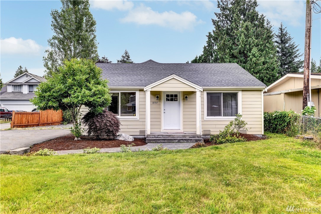 13707 Beverly Park Rd, Lynnwood, WA 98087 | MLS# 1494778 | Redfin