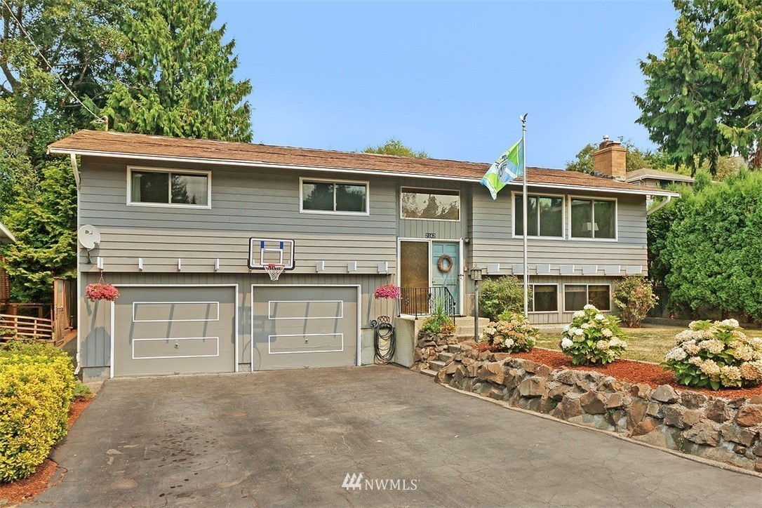 2142 SW 115th St, Seattle, WA 98146 | MLS# 1814826 | Redfin