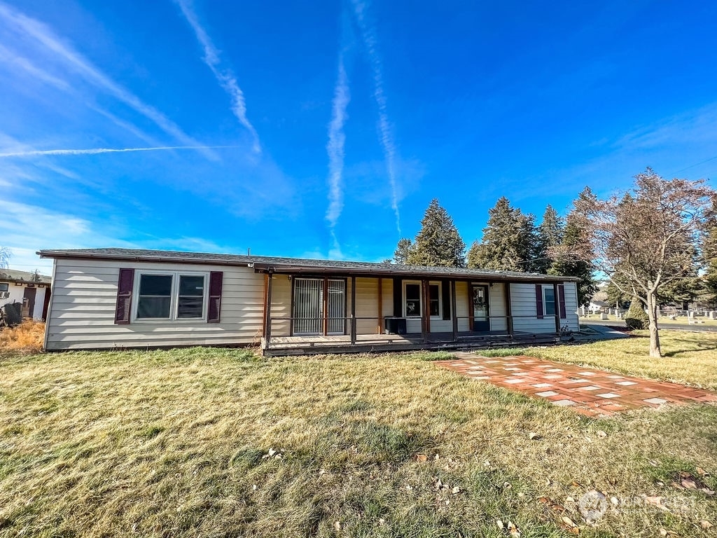610 E Sixth St, Waitsburg, WA 99361 MLS 2029837 Redfin