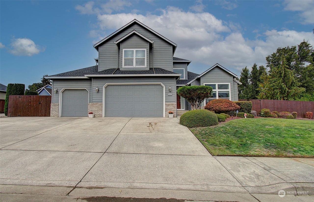 4908 NE 137TH St, Salmon Creek, WA 98686 | Redfin