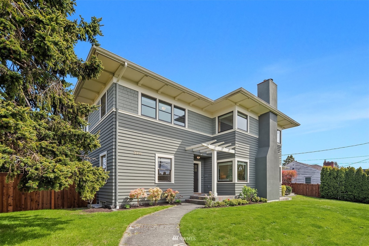 2114 28th Ave W, Seattle, WA 98199 | MLS# 1925908 | Redfin