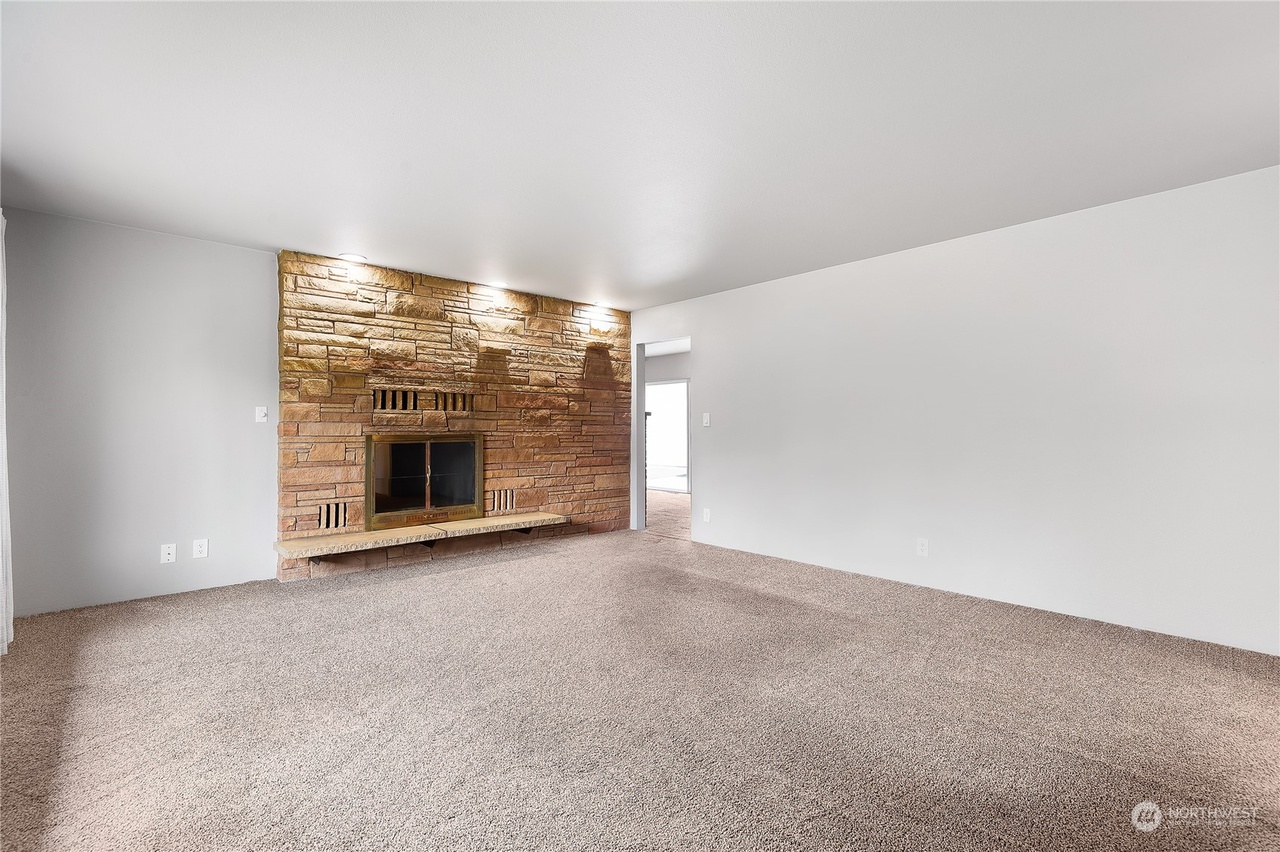 334 S 108th Pl, Seattle, WA 98168 MLS 2168928 Redfin