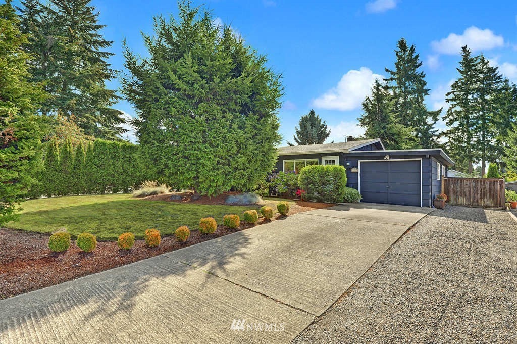 2323 NE 27th St, Renton, WA 98056 | MLS# 1362935 | Redfin