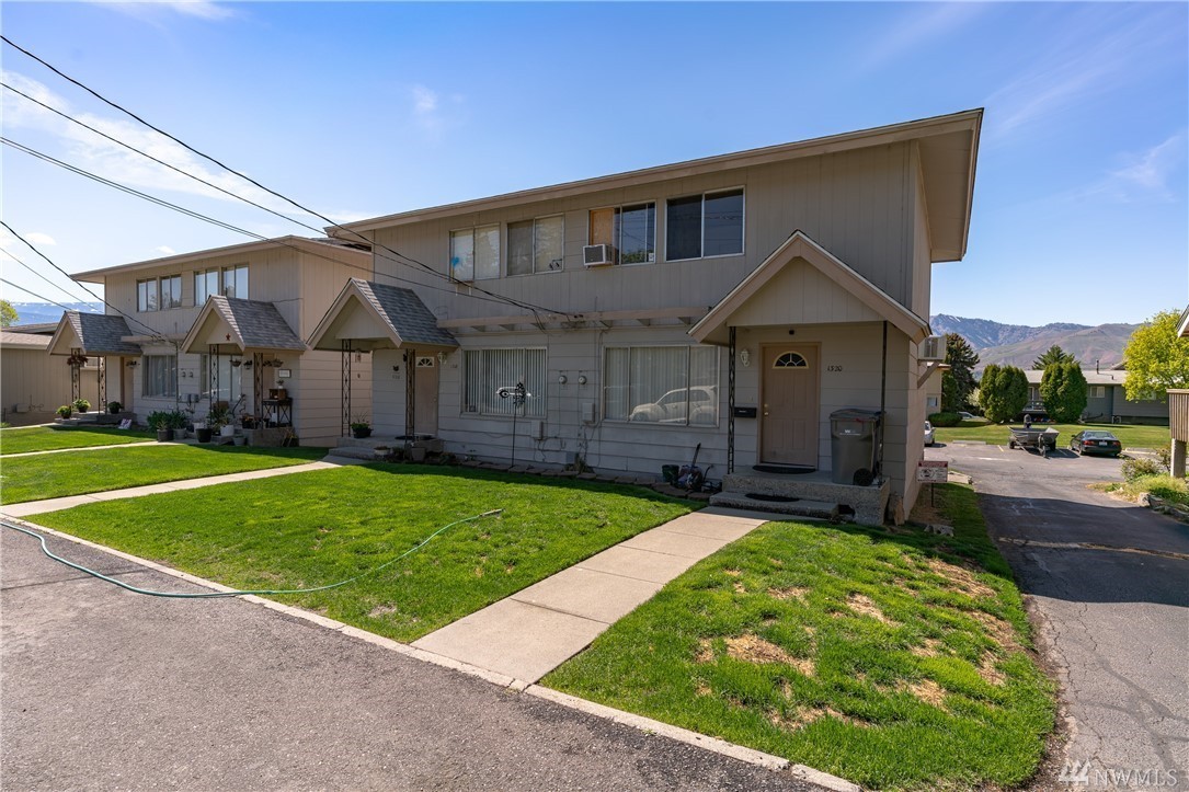 1314 1316 1318 1320 N Baker Ave, East Wenatchee, WA 98802 ...