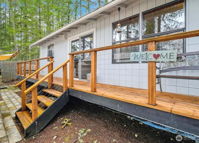 Property at 10209 Edgewood Dr, Anderson Island, WA 98303, 2 beds, 1 bath