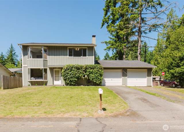Property at 2406 Anderson Ave, Port Orchard, WA 98366, 4 beds, 3 baths