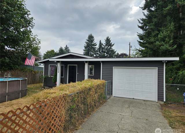 Property at 1224 E 67th St, Tacoma, WA 98404, 3 beds, 1 bath