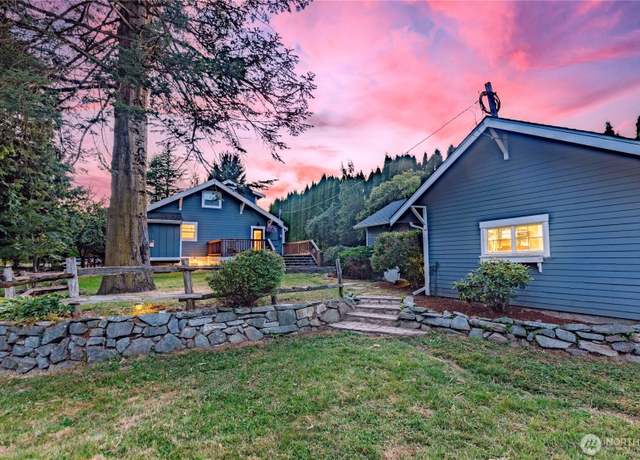 Property at 5502 Northwest Dr, Bellingham, WA 98226, 3 beds, 2.5 baths