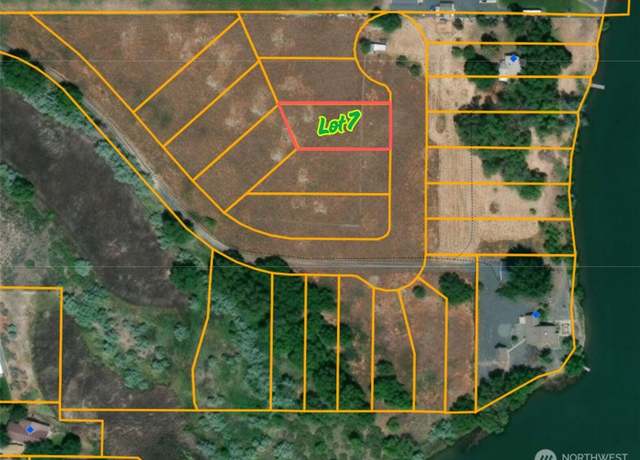 Property at 7 Valley Rd NE #7, Moses Lake, WA 98837
