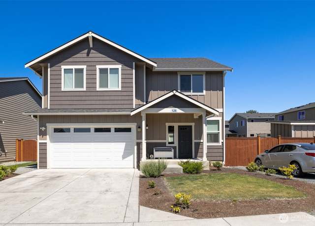 Property at 126 N Trail Rd, Sedro Woolley, WA 98284, 4 beds, 2.5 baths