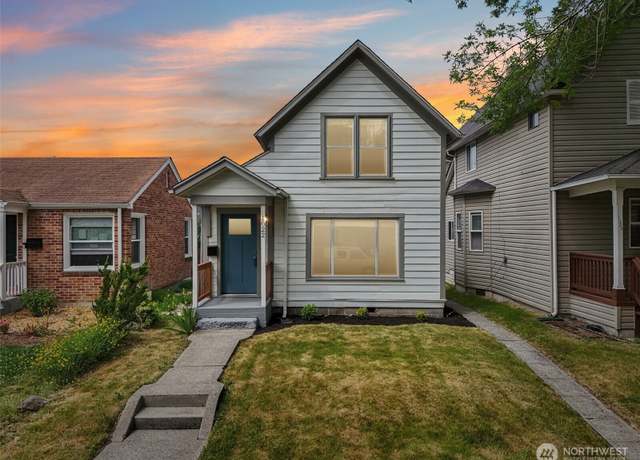 Property at 1022 N Anderson St, Tacoma, WA 98406, 3 beds, 1 bath