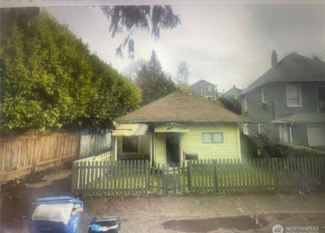Property at 4114 37th Ave S, Seattle, WA 98118, 3 beds, 2.5 baths
