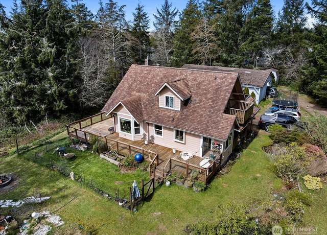 Property at 2703 221st Pl, Ocean Park, WA 98640, 2 beds, 1 bath