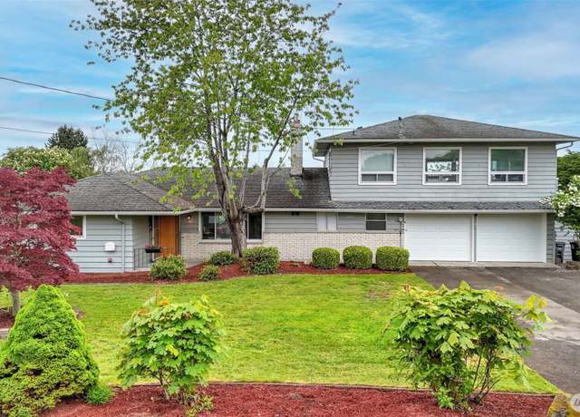 Property at 22919 18th Ave S, Des Moines, WA 98198, 4 beds, 2.5 baths