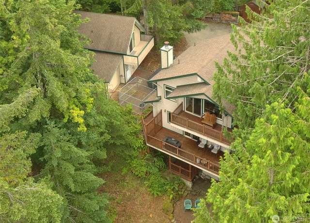 Property at 5791 N Lake Cushman Rd, Hoodsport, WA 98548, 3 beds, 3.5 baths