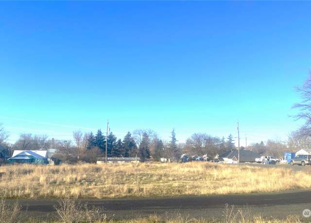 Property at 210 N 1st, Harrington, WA 99134